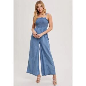 Bluivy‎ size large NWT Smocked Denim Jumpsuit